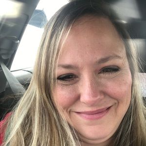 Meet your Posher, Stacy